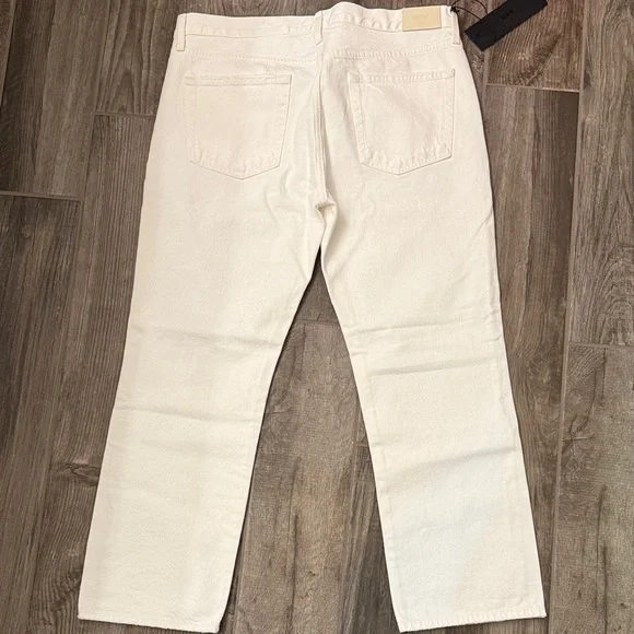 Edwin Women's Cream Cropped Pants - Picture 10 of 10